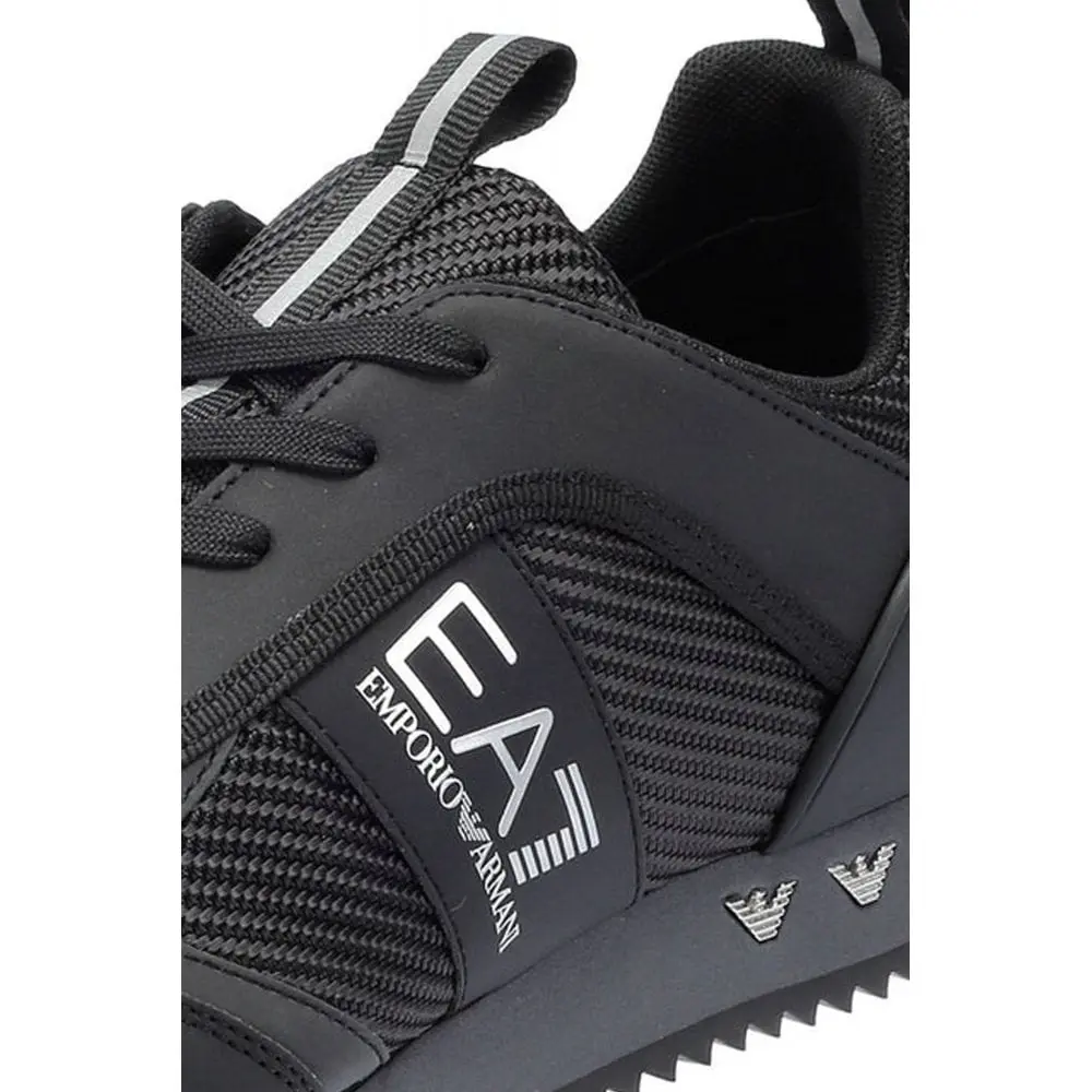 ea7-emporio-armani-x8x185-xr175-carbon-textured-running-style-trainer-black-p21194-239027_image.webp
