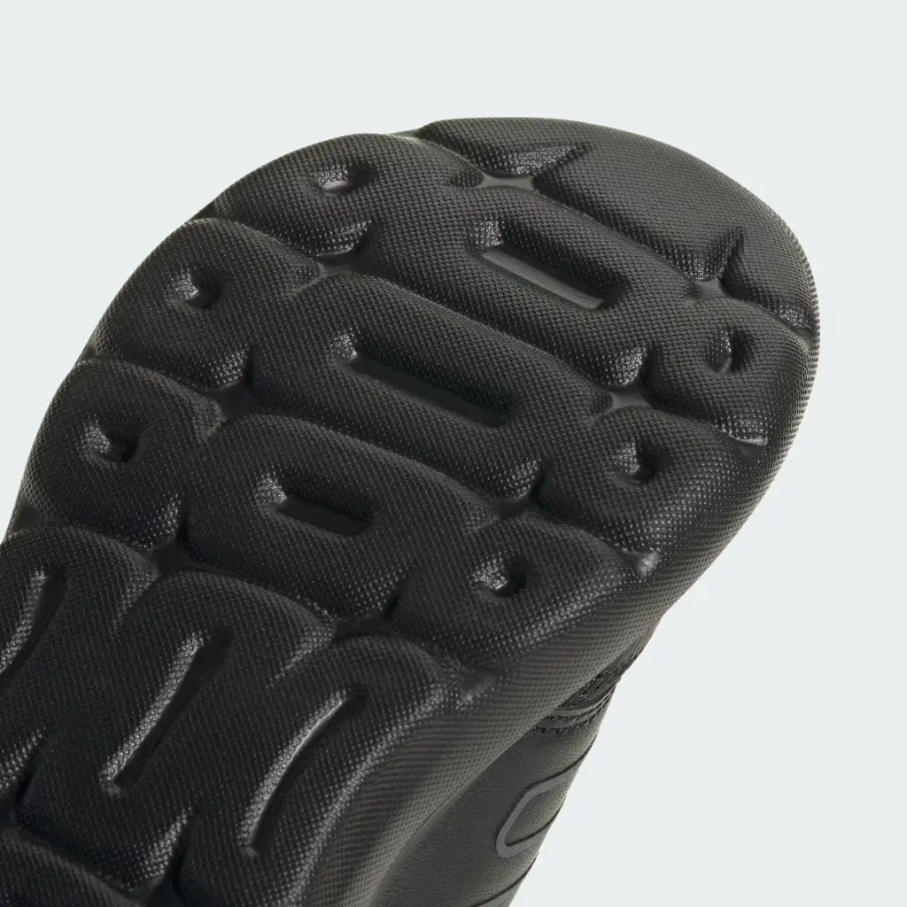 JR2723_42_detail.webp