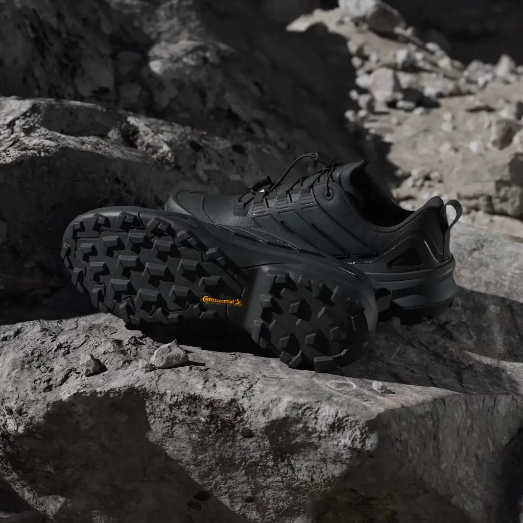 Terrex_Skychaser_Hiking_Shoes_Black_JH6384_HM4.webp