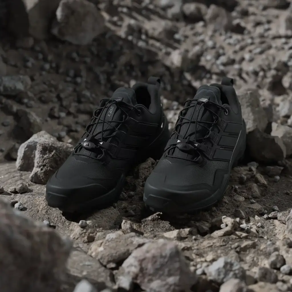 Terrex_Skychaser_Hiking_Shoes_Black_JH6384_HM5.webp